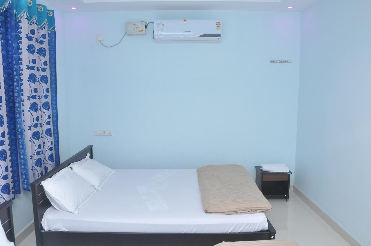 Sripaadha Inn Kanipakam Exterior photo
