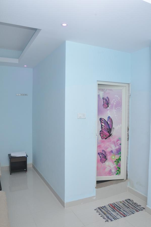 Sripaadha Inn Kanipakam Exterior photo